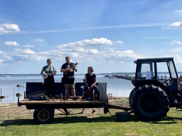 Musik på byaasgaard